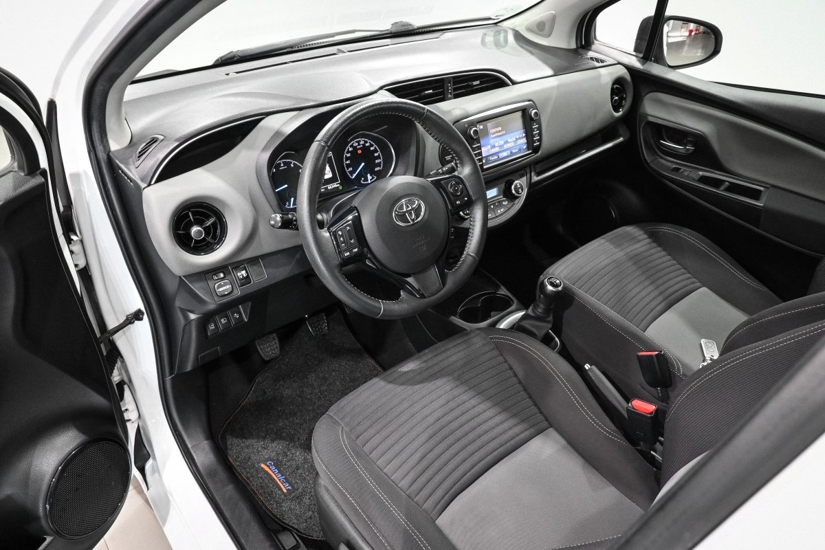 Foto Toyota Yaris 9