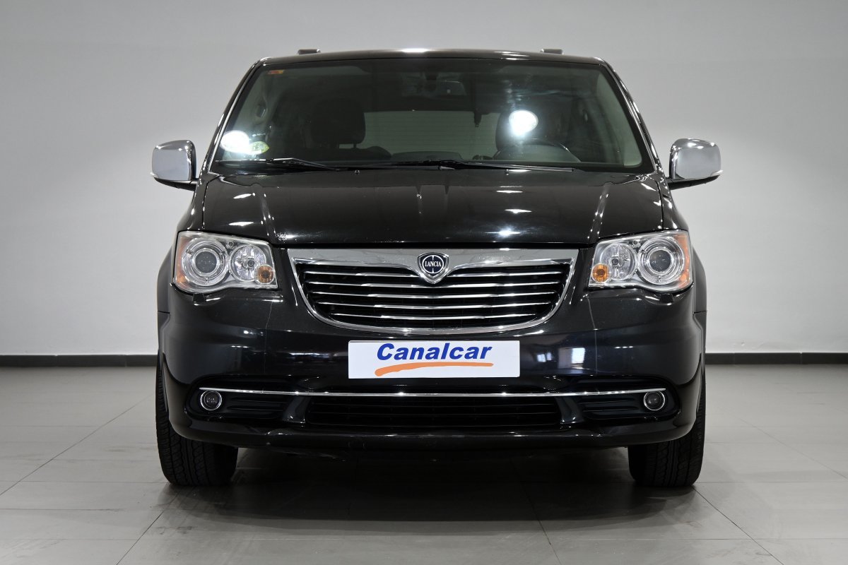 Foto Lancia Voyager 2
