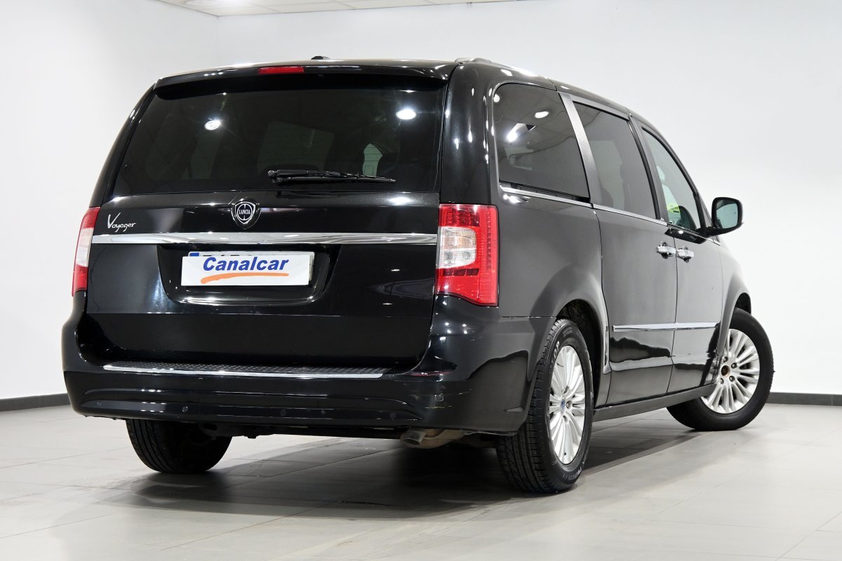 Foto Lancia Voyager 4