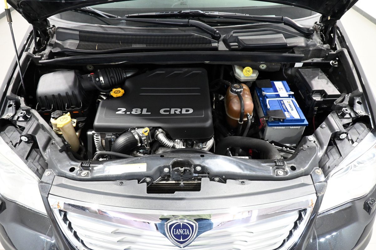 Foto Lancia Voyager 7