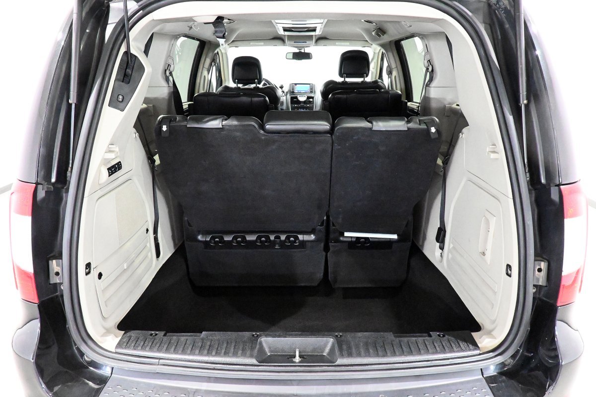 Foto Lancia Voyager 8