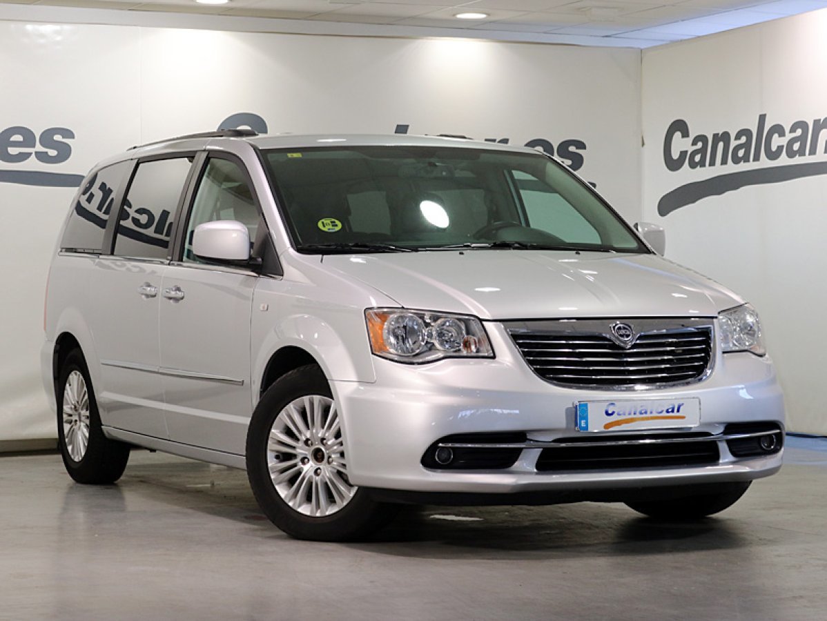 Foto Lancia Voyager 3