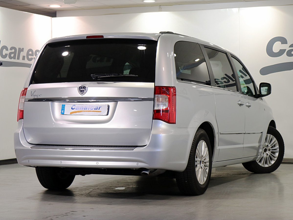 Foto Lancia Voyager 4
