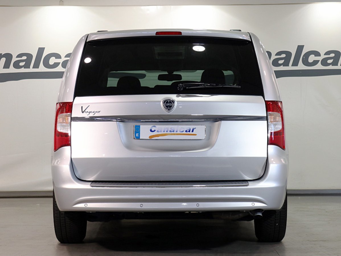 Foto Lancia Voyager 5