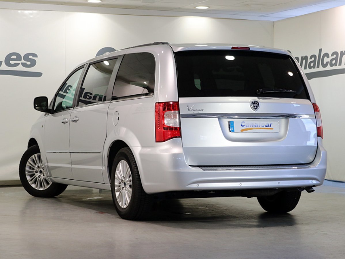 Foto Lancia Voyager 6