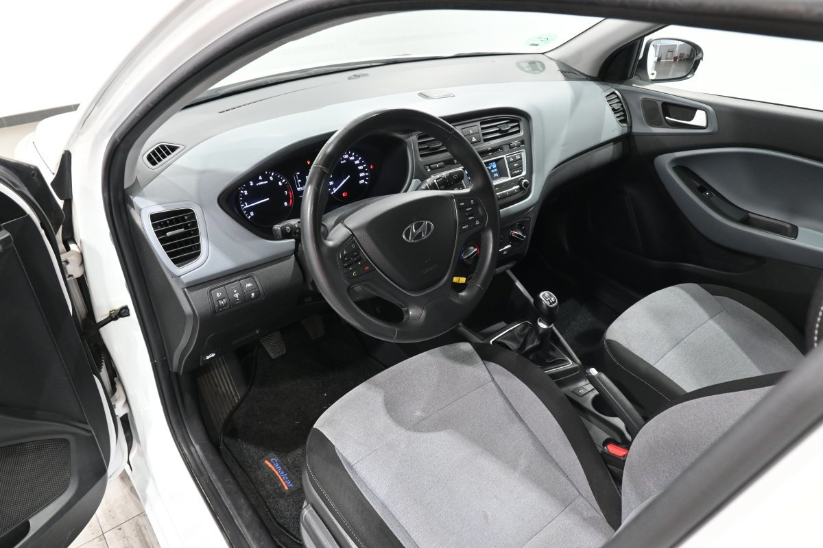 Foto Hyundai i20 9