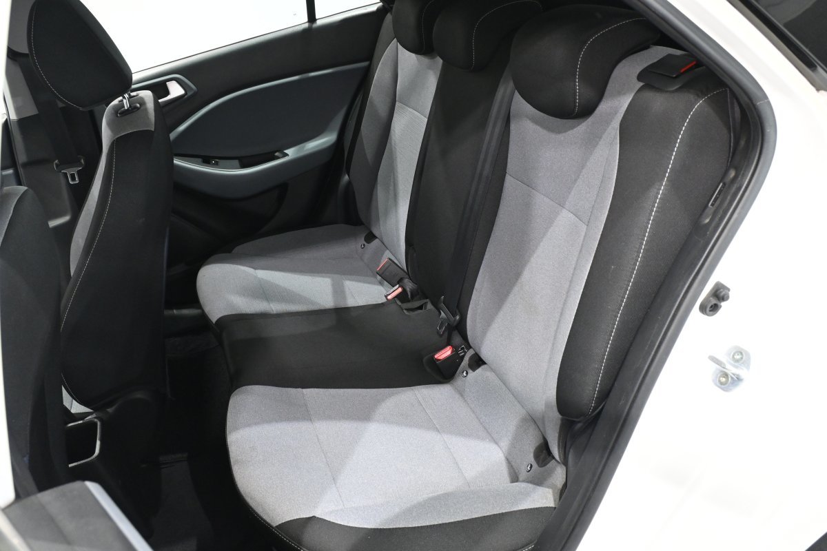 Foto Hyundai i20 11