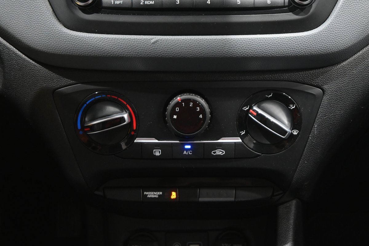 Foto Hyundai i20 16