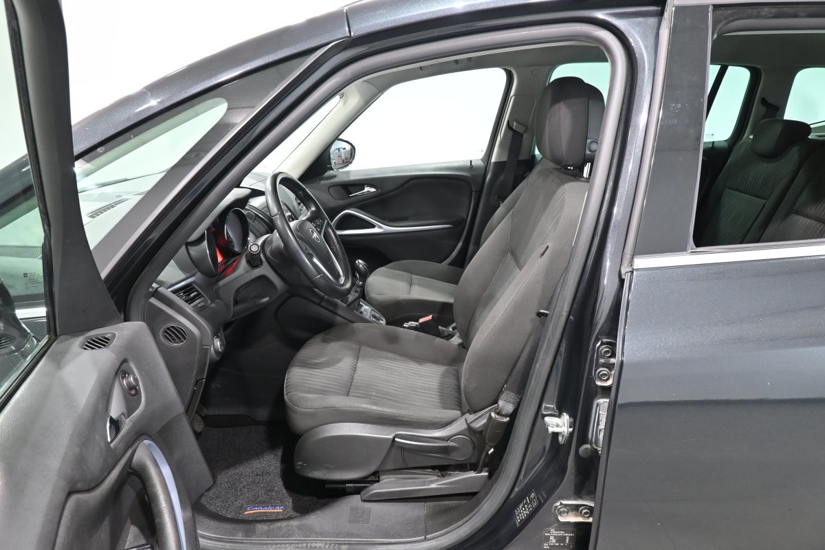 Foto Opel Zafira 10