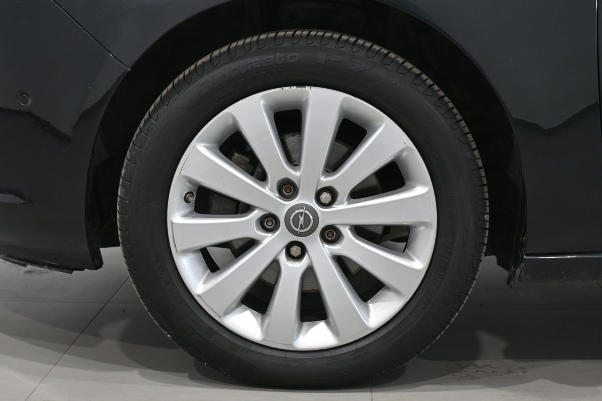 Foto Opel Zafira 26
