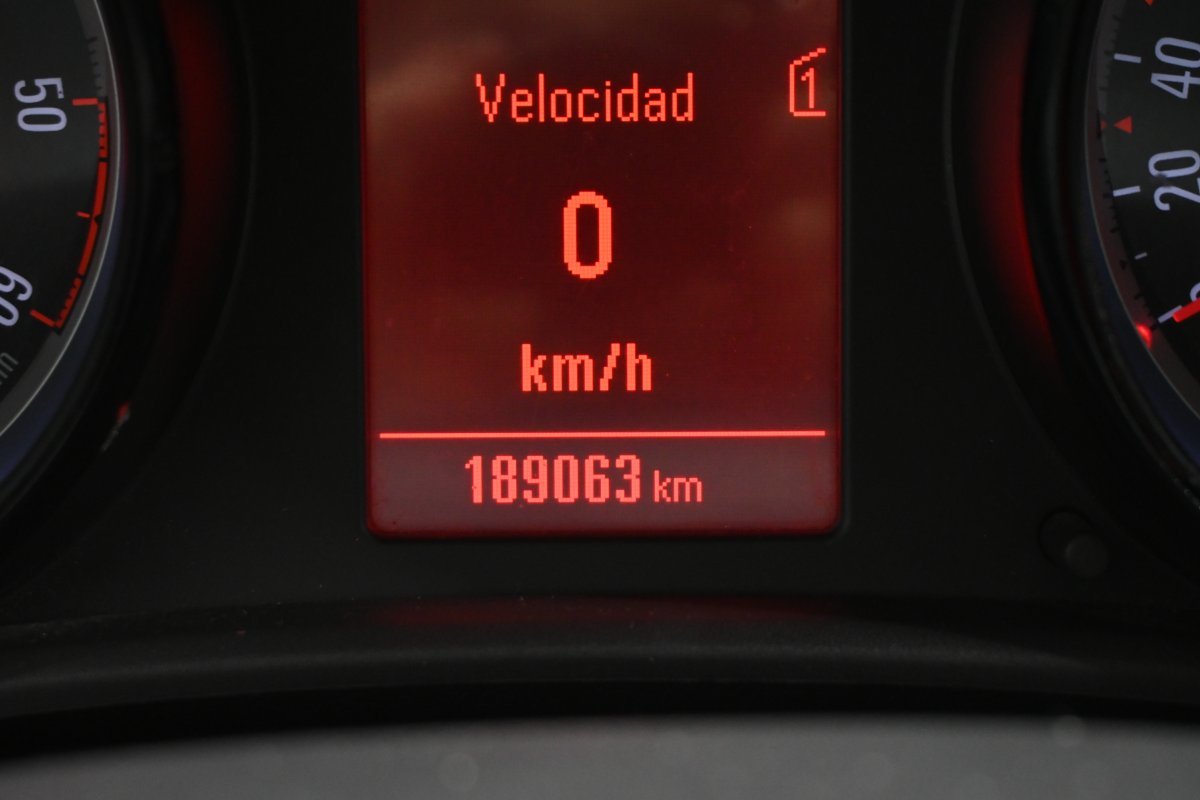 Foto Opel Astra 12