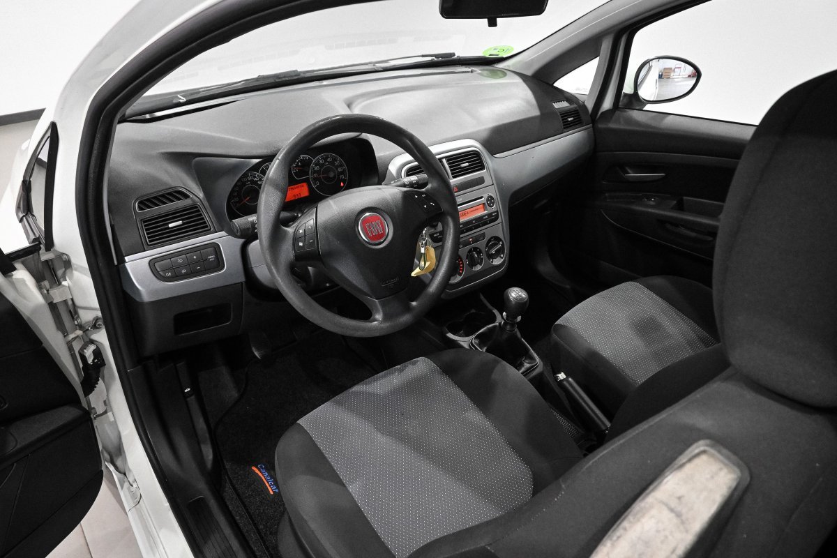 Foto Fiat Punto 9