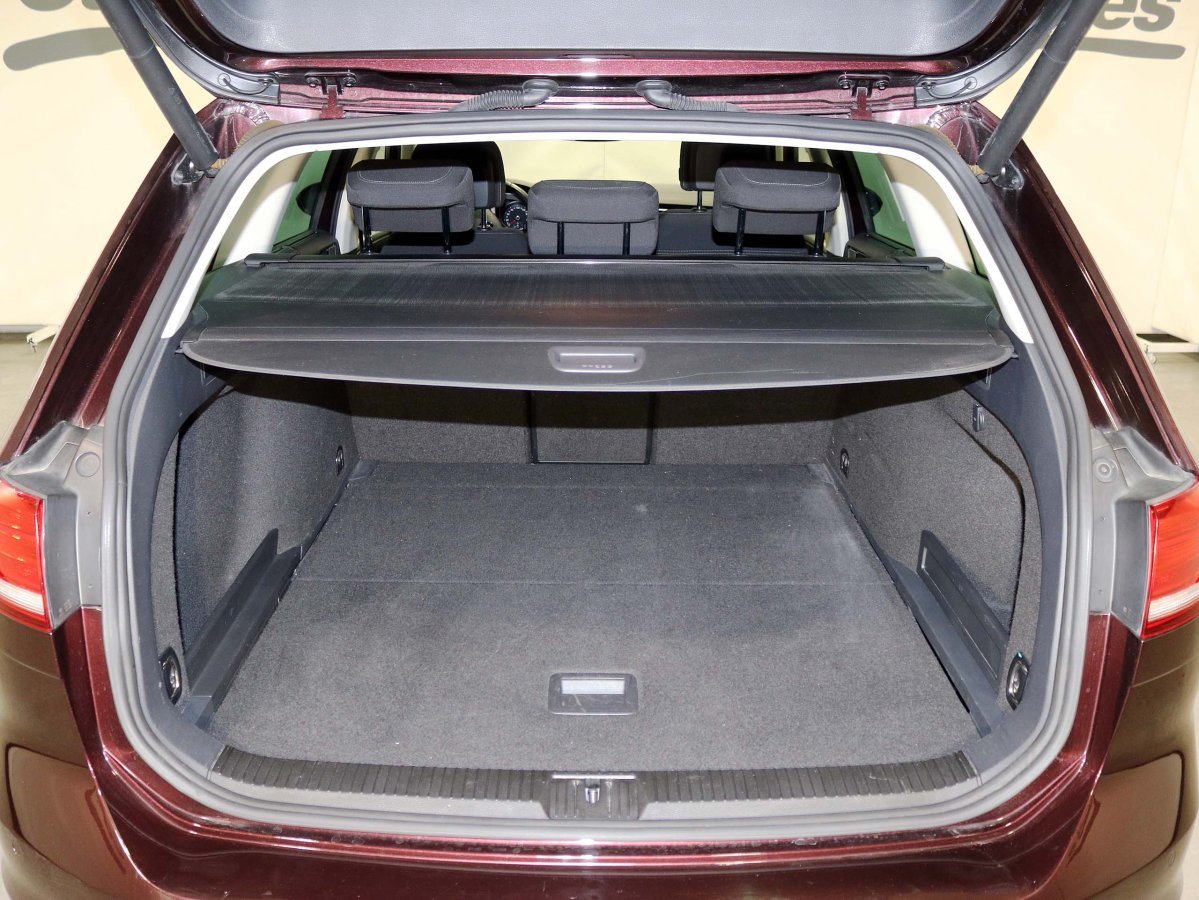 Foto Volkswagen Passat Variant 8