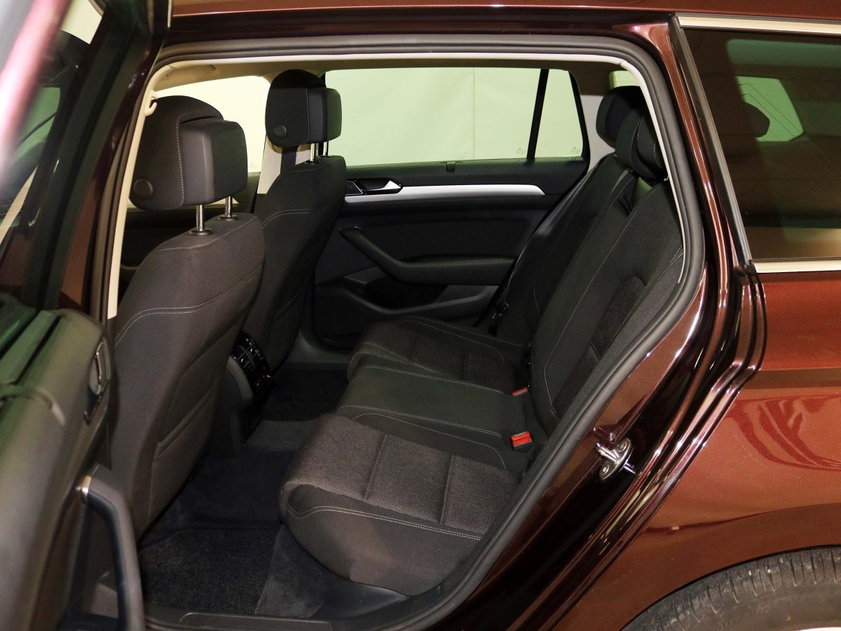 Foto Volkswagen Passat Variant 16