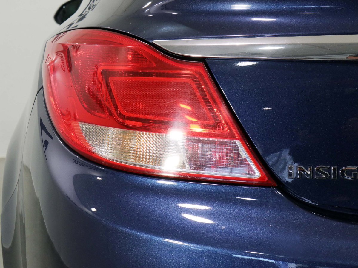 Foto Opel Insignia  9