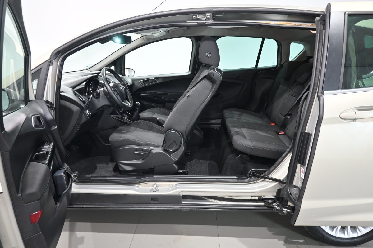 Foto Ford B-Max 10