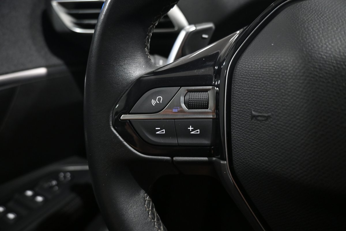 Foto Peugeot 5008 24