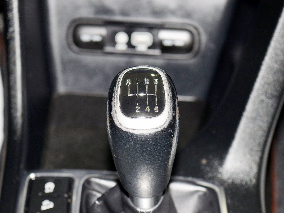 Foto Kia Sportage 23