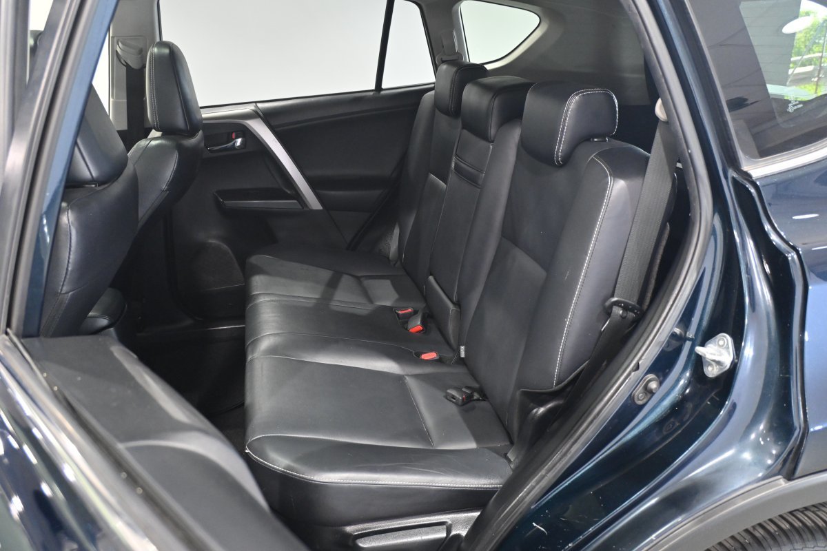 Foto Toyota Rav4 12