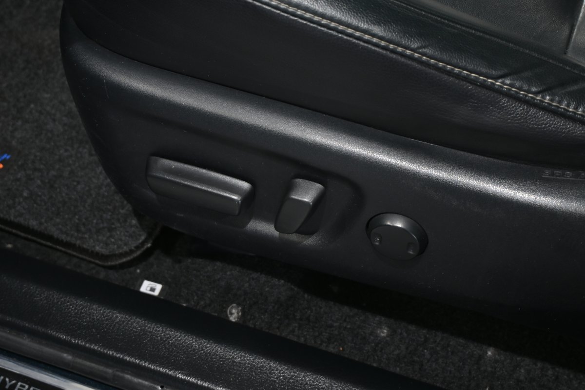 Foto Toyota Rav4 28