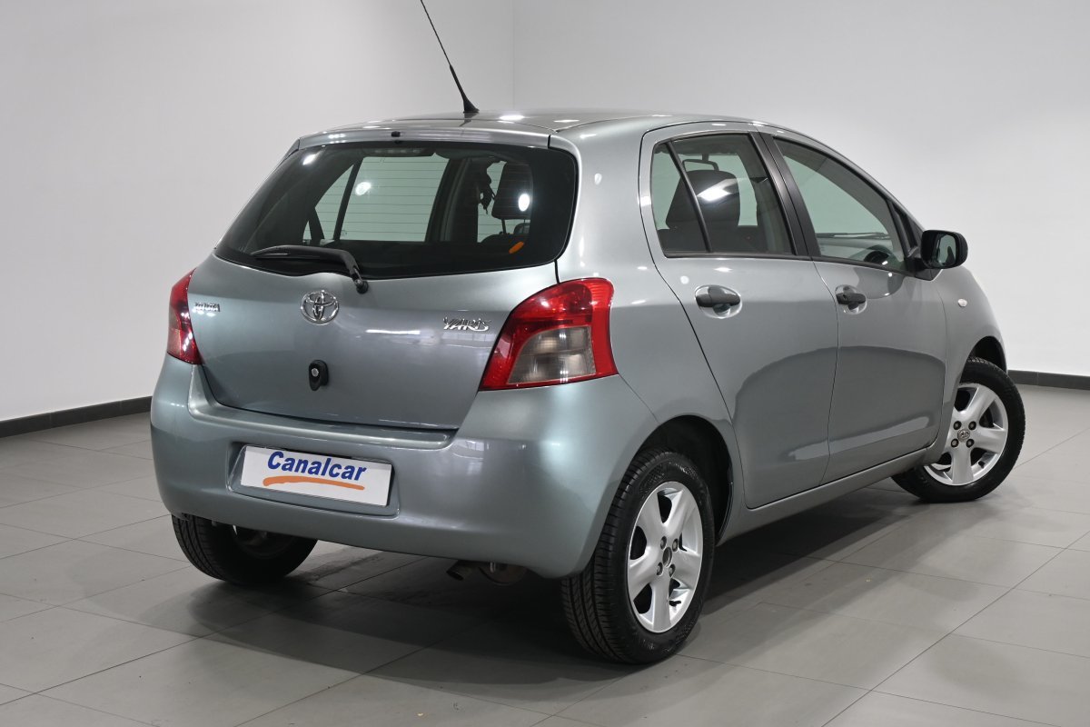Foto Toyota Yaris 4