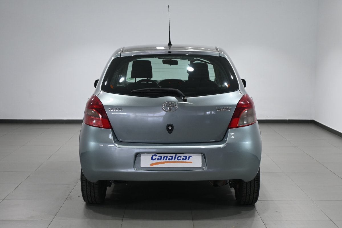 Foto Toyota Yaris 5