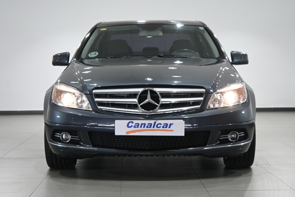 Foto Mercedes-Benz Clase C 2
