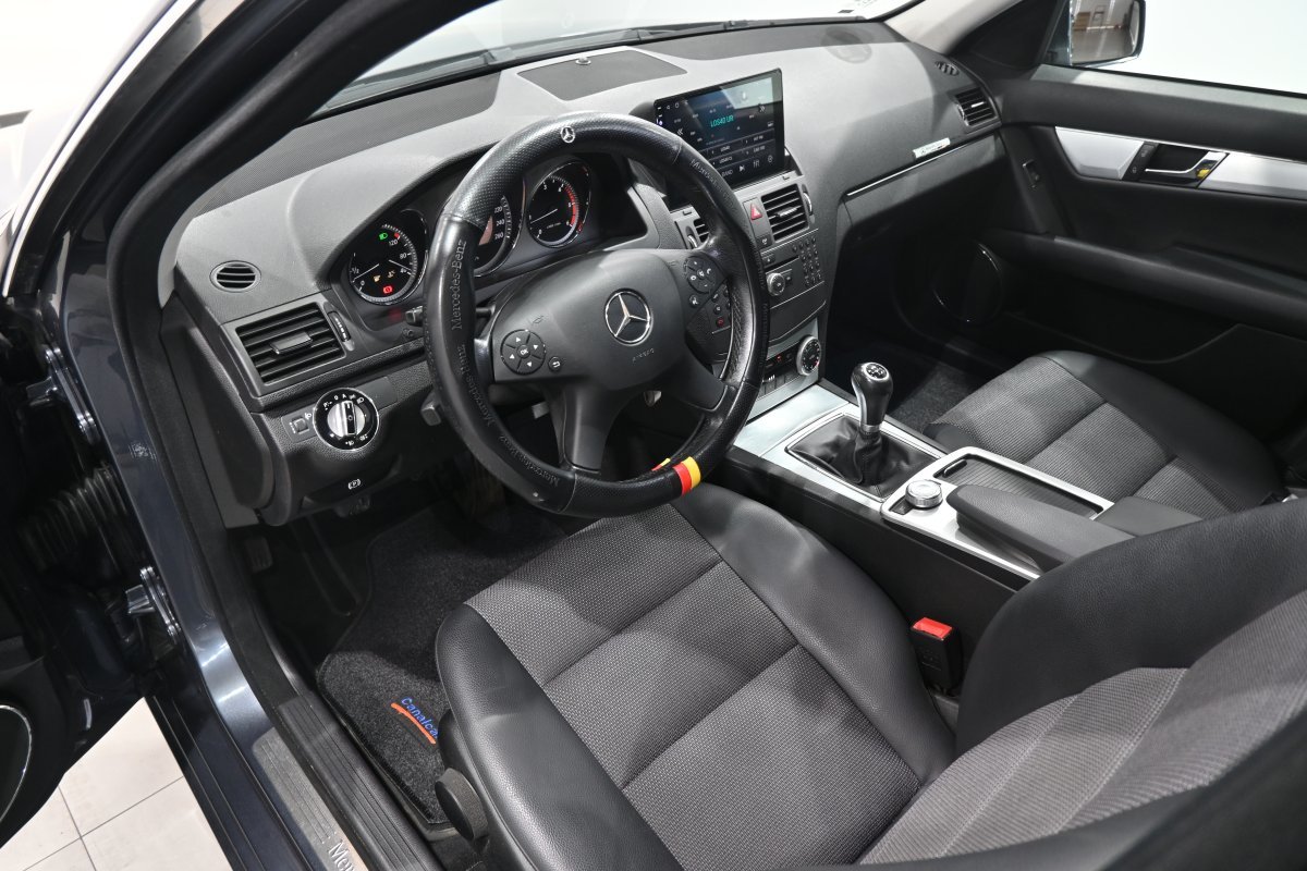 Foto Mercedes-Benz Clase C 9