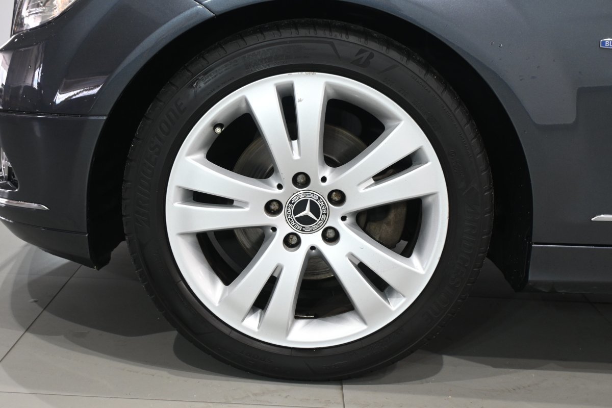 Foto Mercedes-Benz Clase C 32