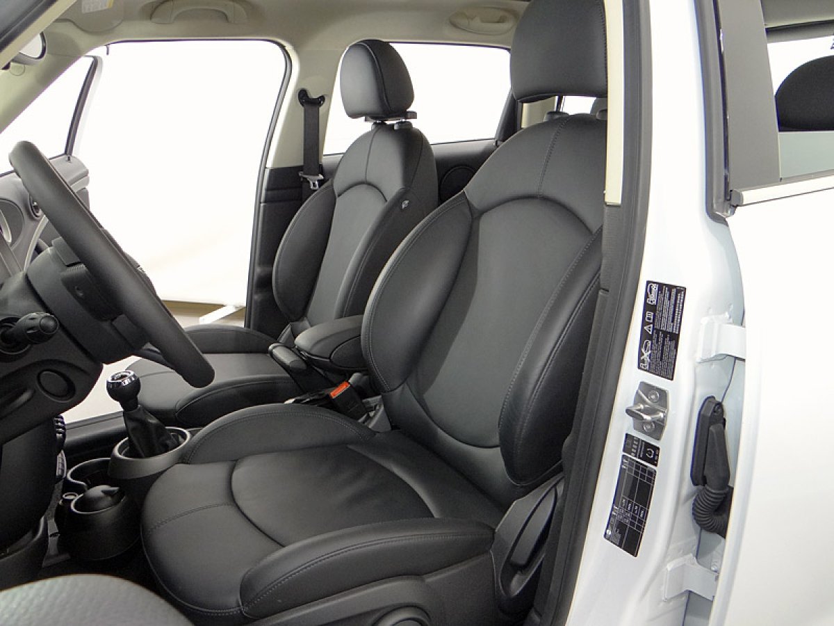 Foto Mini Countryman 23