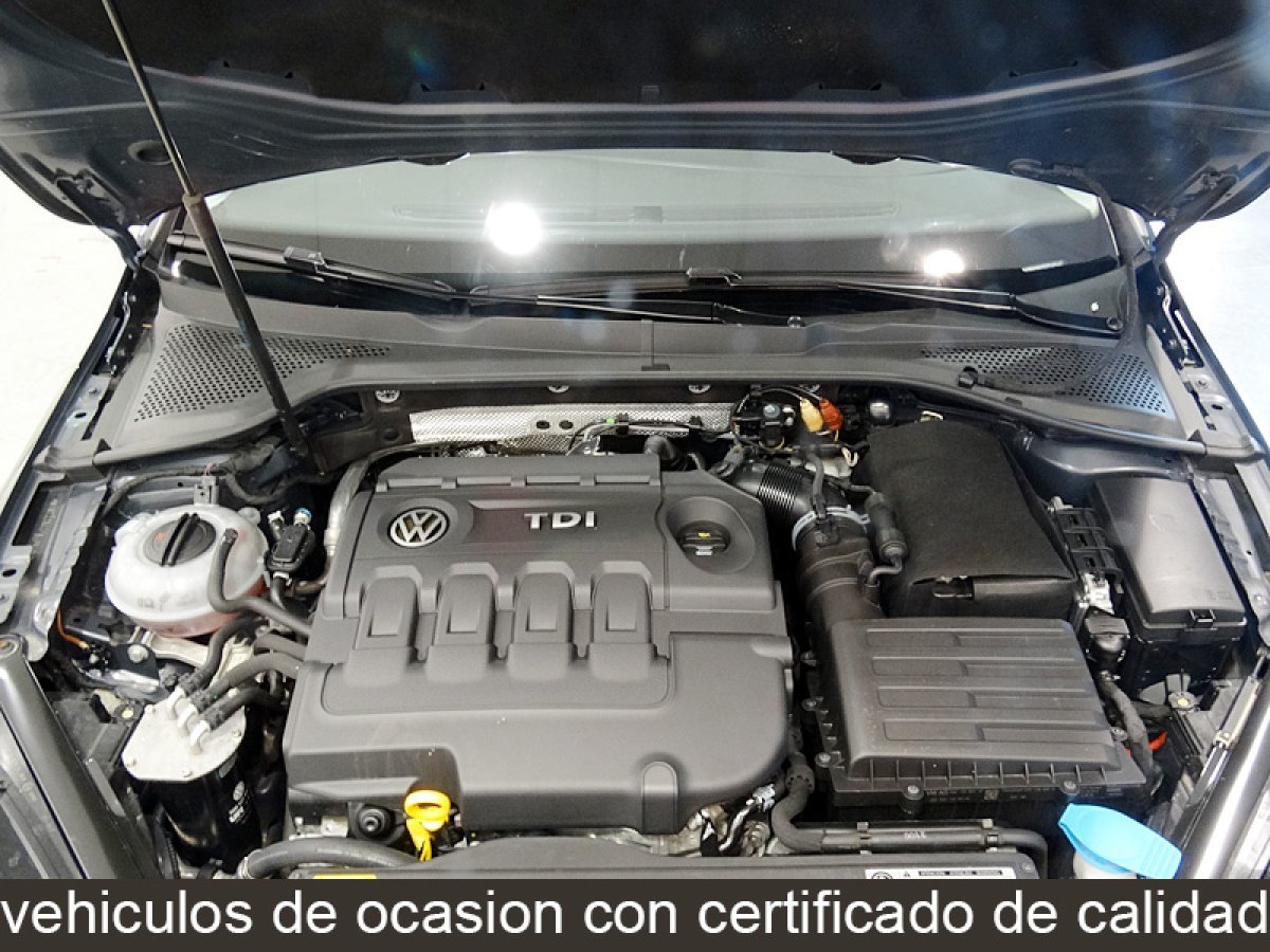 Foto Volkswagen Golf 14