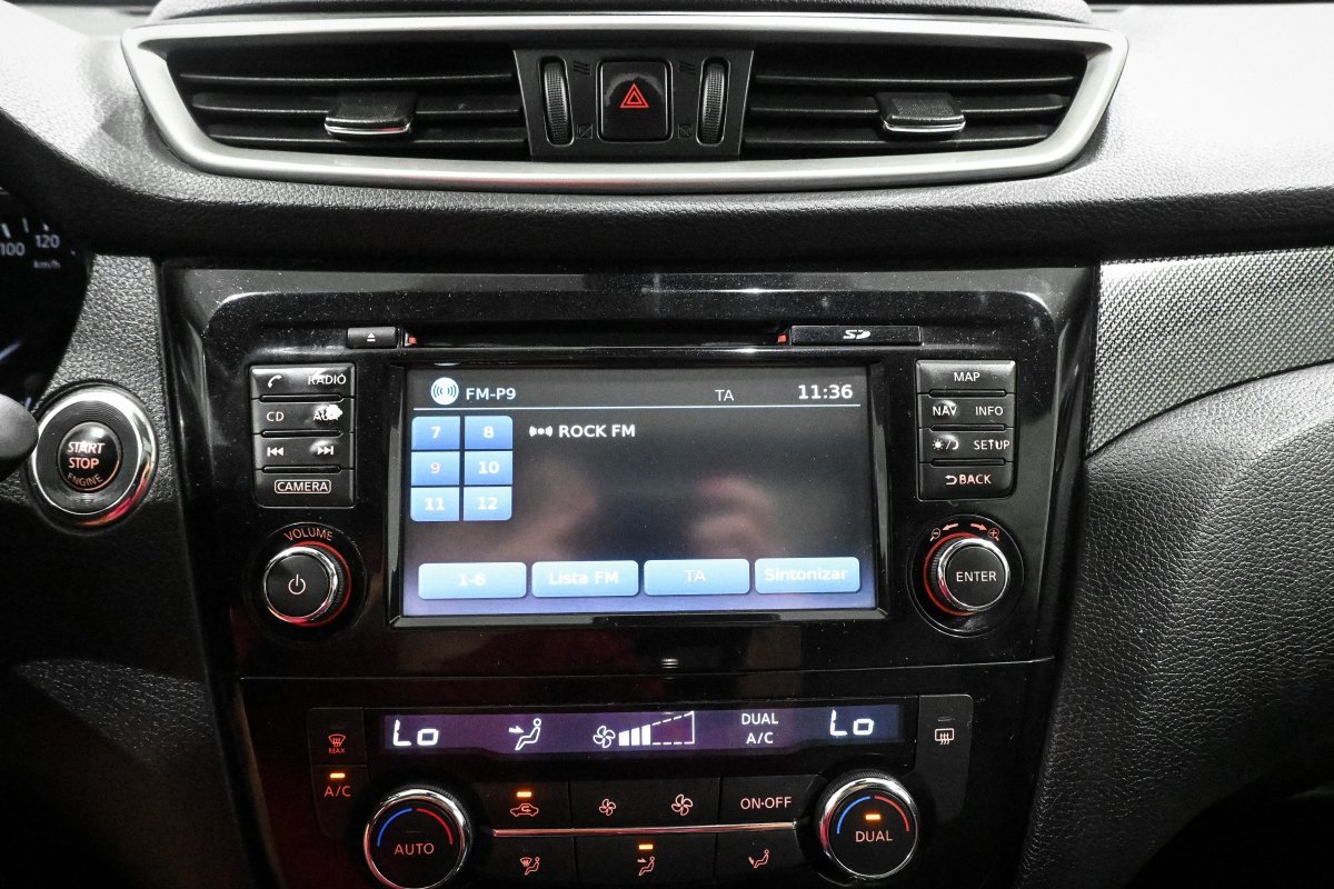 Foto Nissan X-Trail 14