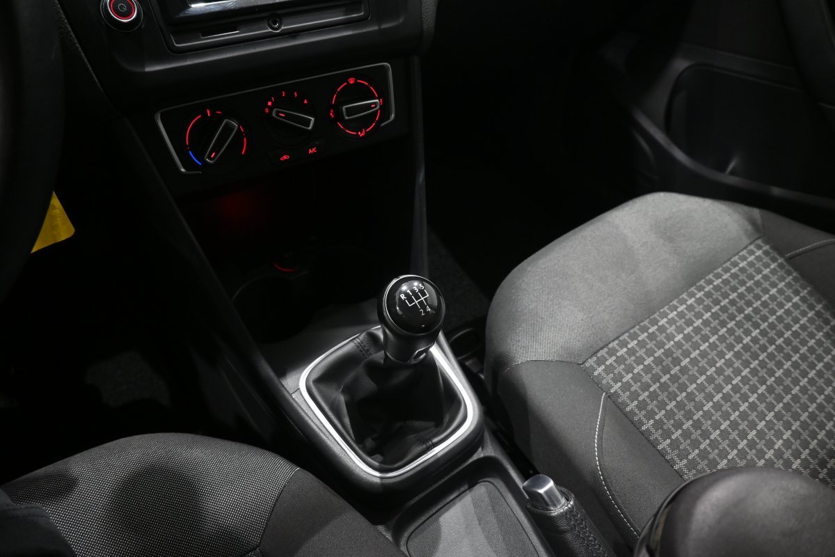 Foto Volkswagen Polo 19