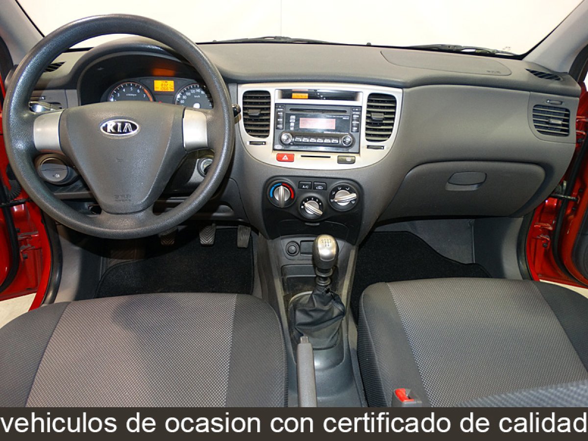 Foto Kia Rio 17